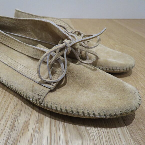 MINNETONKA Moccasin Loafer Fringe Booties Tan Suede Leather Western Casual - Picture 13 of 16